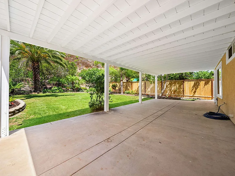 209 Canyon Creek Way — Photo 36
