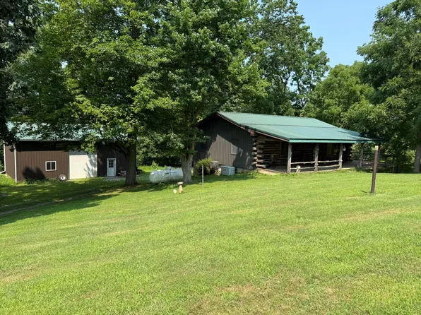 7405 Young Rd, Adamsville, OH 43802
