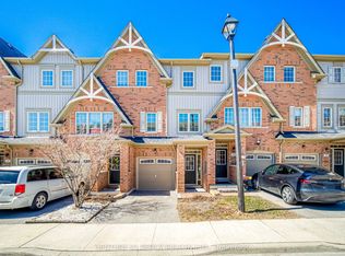 8 Benjamin Way, Whitby, ON L1N 0K5