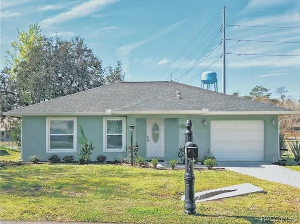 908 W Art Carney Pl, Beverly Hills, FL 34465