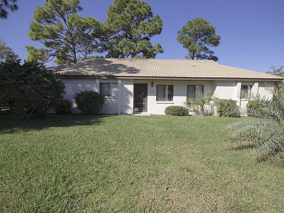 2nd image of 636 Casa Grande Dr