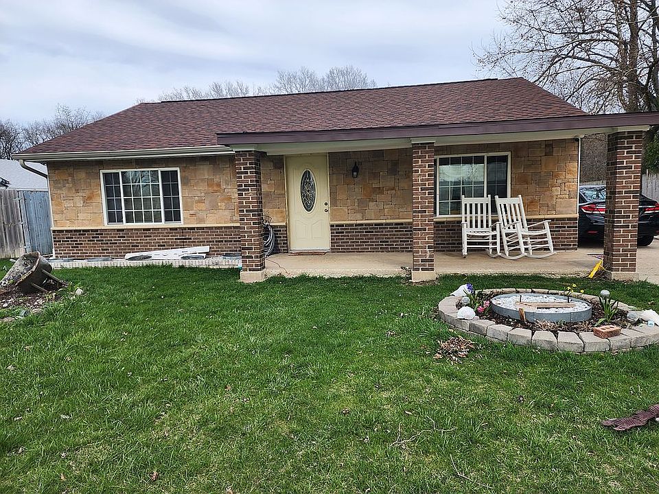1st image of 1213 Kensington Dr