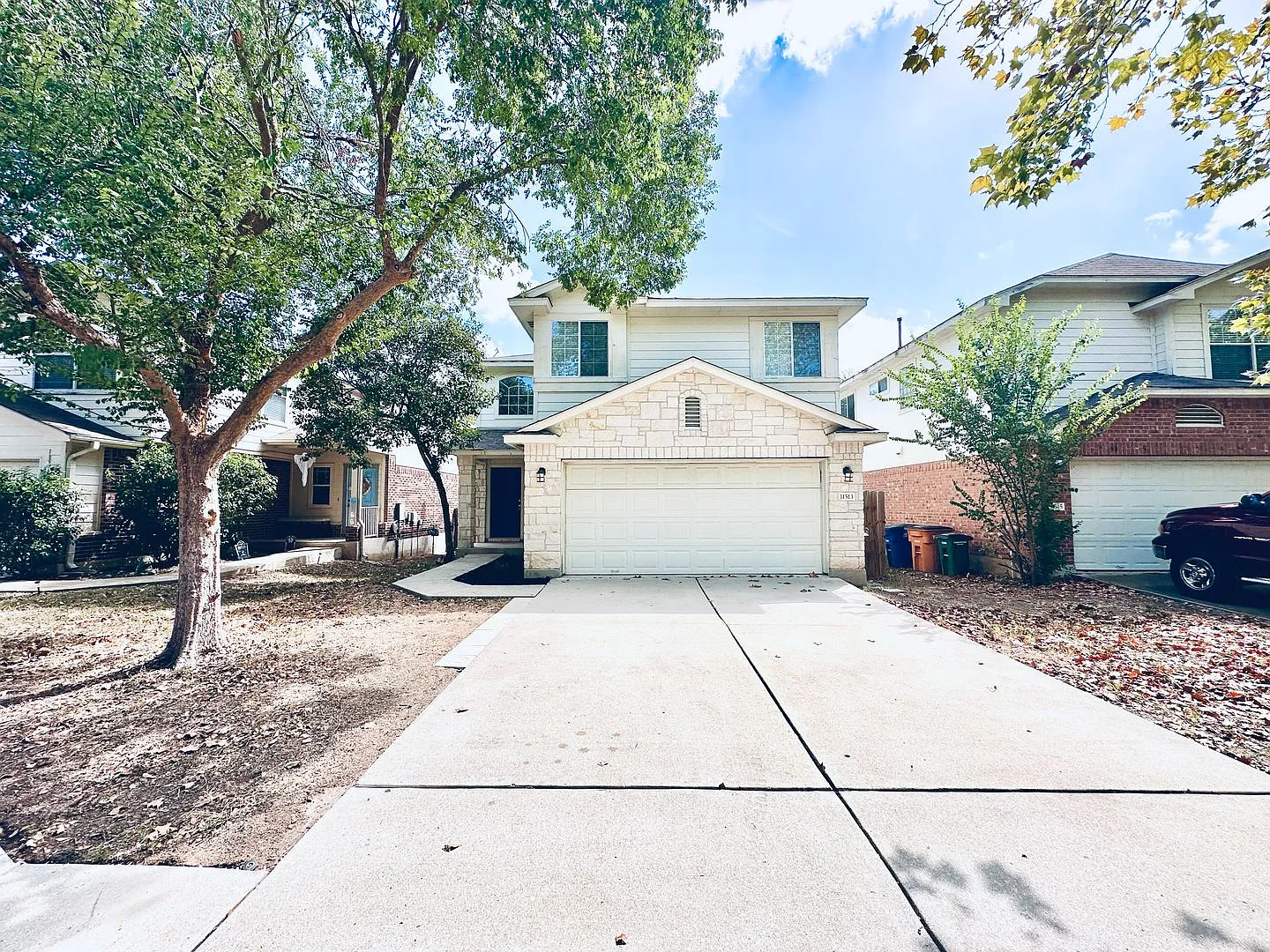 Beautiful 3 Bed 2.5 Bathroom home in South Austin — Photo 4