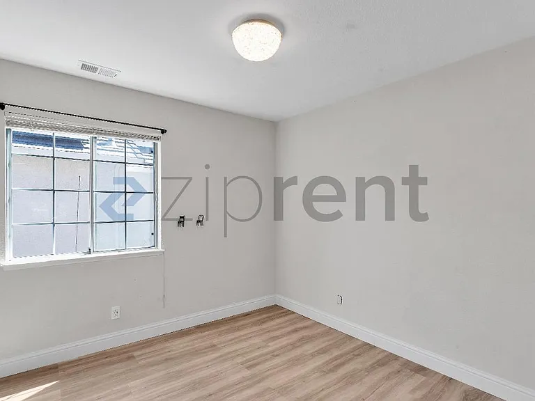 1240 Litchfield Ave — Photo 19