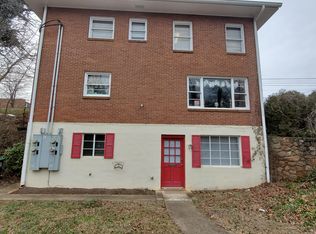131 S Main St, Amherst, VA 24521