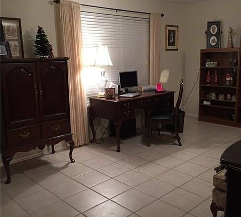 5th image of 5800 Robins Way