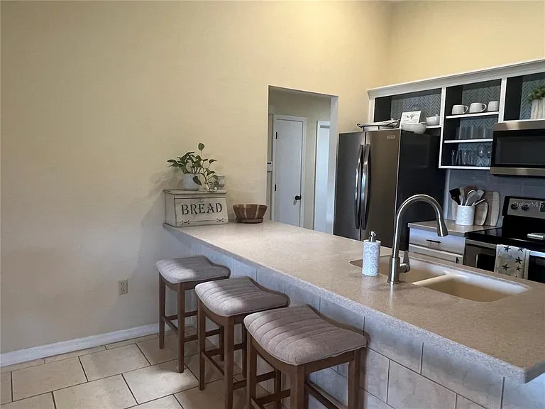 451 Rio De Janeiro Ave — Photo 16
