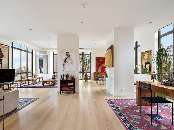 4 West 21st Street image 1 of 13
