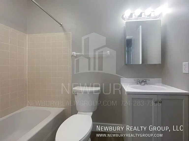 49 Sunbury Est — Photo 11