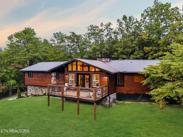 3430 Lillie Blvd, Sevierville, TN 37876