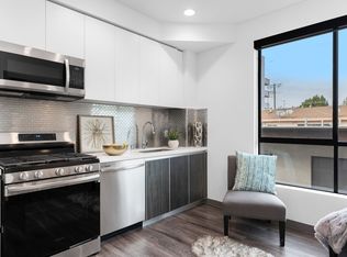 641 N Hobart Blvd, Los Angeles, CA 90004