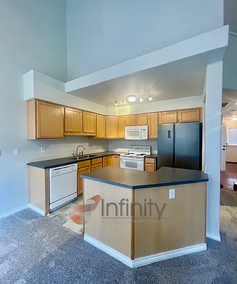 17716 SW Heatherwood Ln — Photo 6