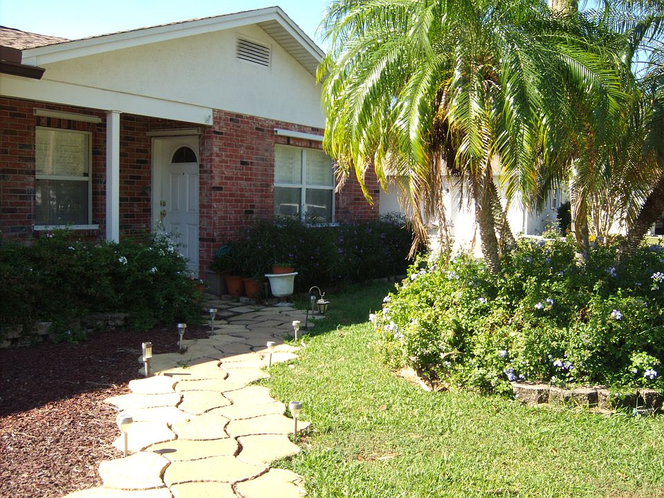 1st image of 8406 Bedford Ln