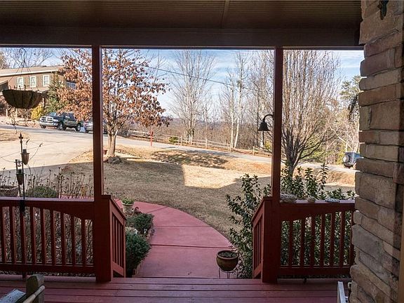 4th image of 701 Amicalola Dr