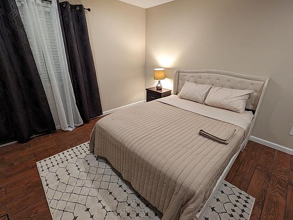 4th image of 634 Gingham Way