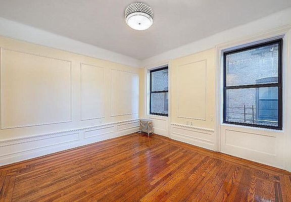 2nd image of 867 W 181st St #K2