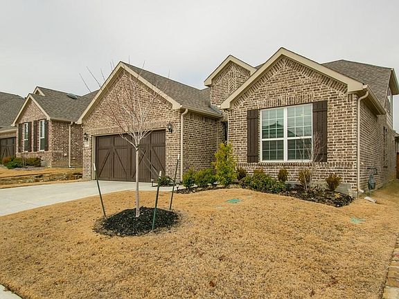 2nd image of 214 Copper Canyon Dr
