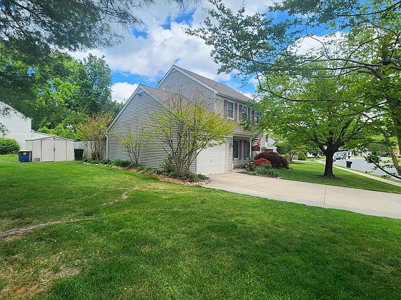 2nd image of 1501 Fawn St