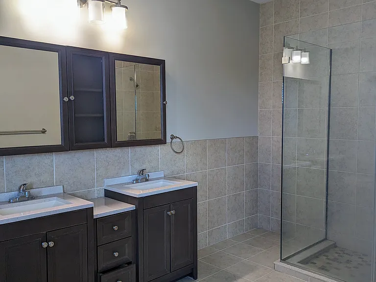 2BR bath