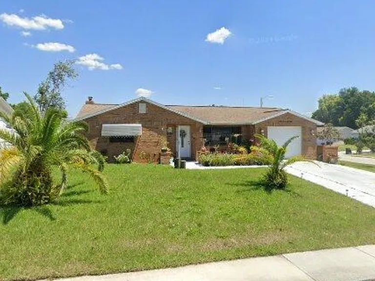 4748 Dogwood St — Photo 1