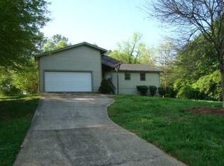 2565 Big Oaks Dr SW, Marietta, GA 30064