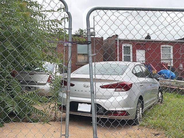 2nd image of 4138 W Lee Ave