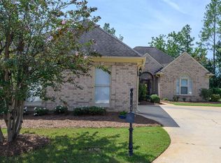 254 Crest Lake Dr, Birmingham, AL 35244