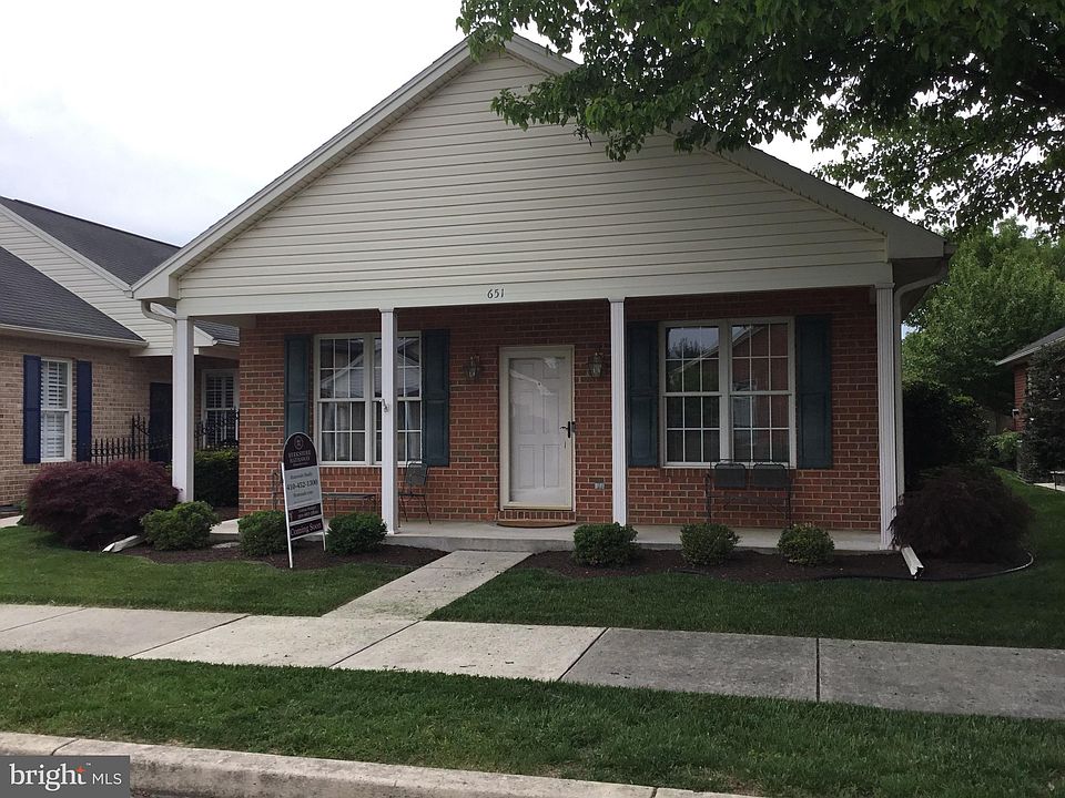 1st image of 651 Trafalgar Dr
