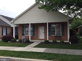 651 Trafalgar Dr, Hagerstown, MD 21742