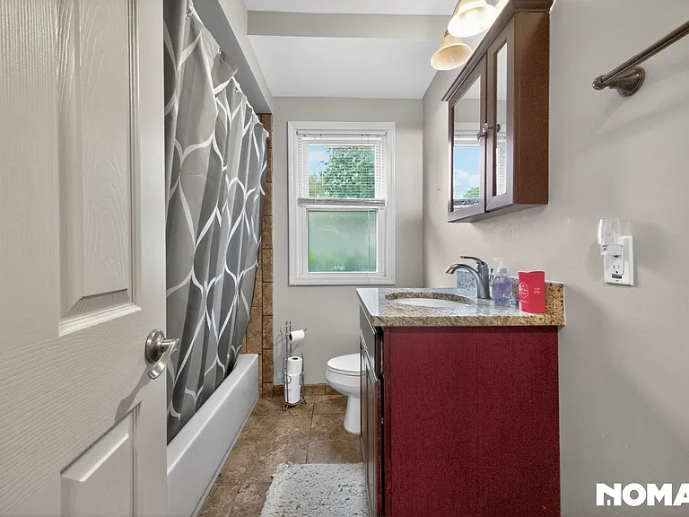 1723 Edgewood Dr — Photo 16