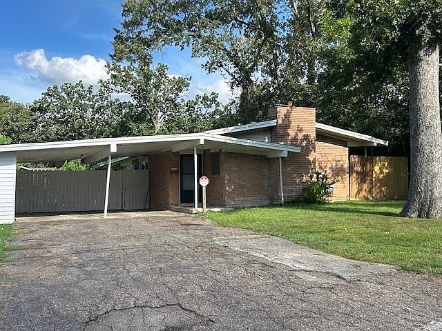 1st image of 1802 N 10th St