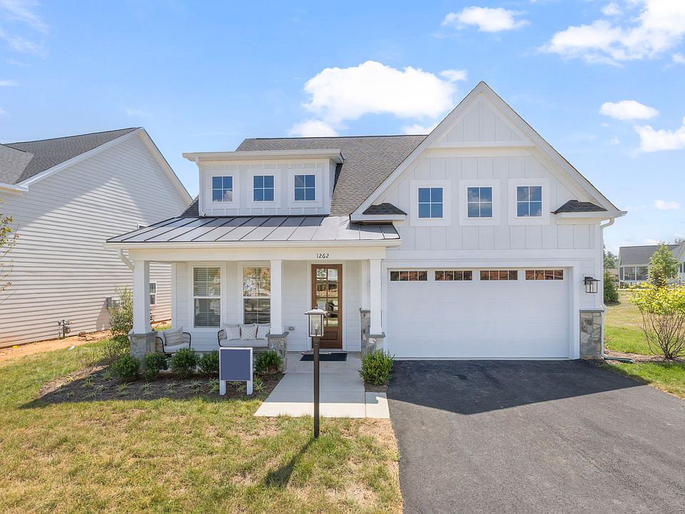 Elevation E - Belvedere Lantana Model Home
