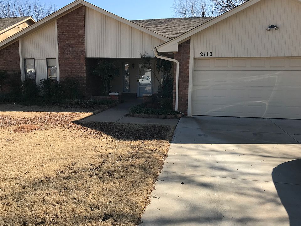 1st image of 2112 Summer Oak Dr