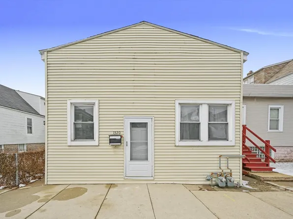 1320 S 49th Ave, Cicero, IL 60804