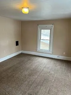 1140 Meadow Ave — Photo 4