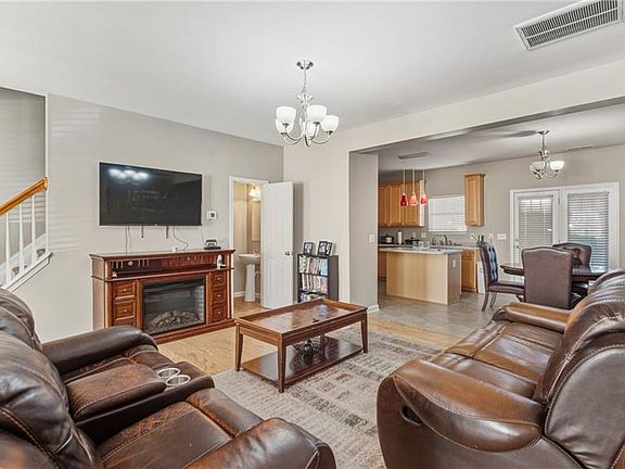 2nd image of 27 Arbor Hill Pl