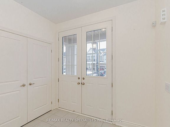 3rd image of 74 Clockwork Dr