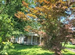 517 S 6th St, Mitchell, IN 47446