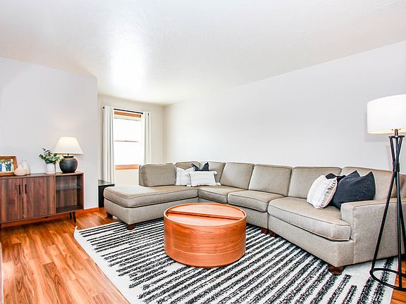 3rd image of 3601 Edna Ct.