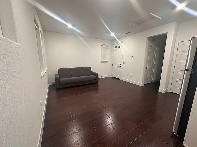 5919 Fallstaff St — Photo 2