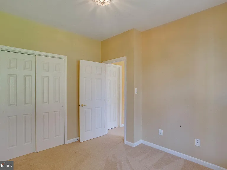 13381 Sir Ramsay Way — Photo 38