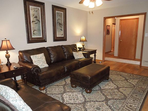 3rd image of 134 Griffin Street