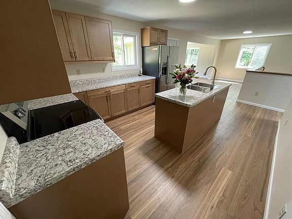 3rd image of 2158 100th St
