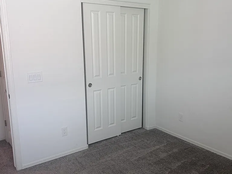 15422 W Windward Ave — Photo 36