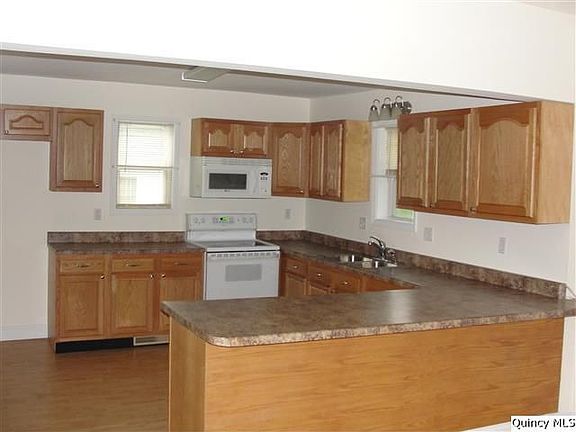 Home for Sale in CampPoint, IL $129,900