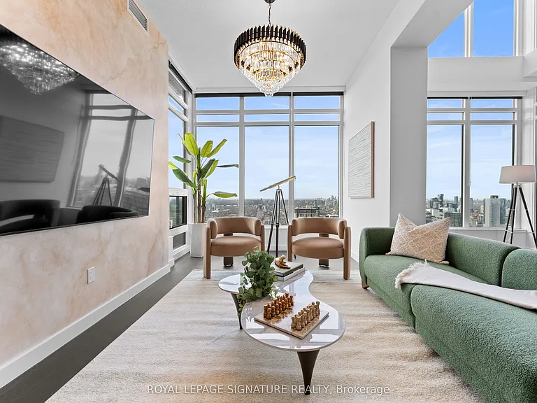 1 Concord Cityplace Way #Penthouse 7001 — Photo 3
