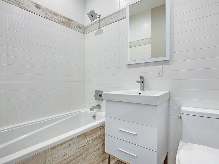 69 Grand Ave #2L — Photo 5