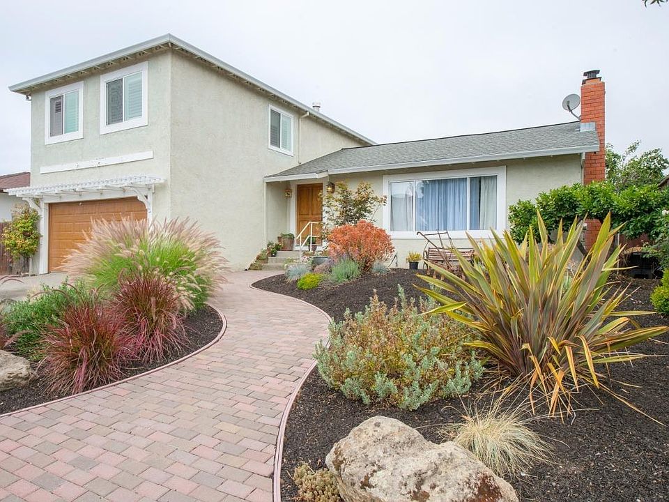 1st image of 2013 Willow Dr