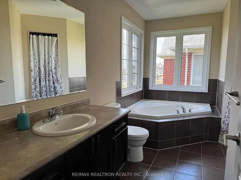 207 Dymott Ave — Photo 10