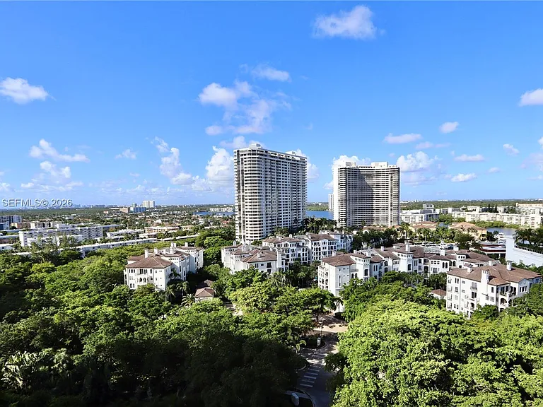 3000 Island Blvd #1603 — Photo 32